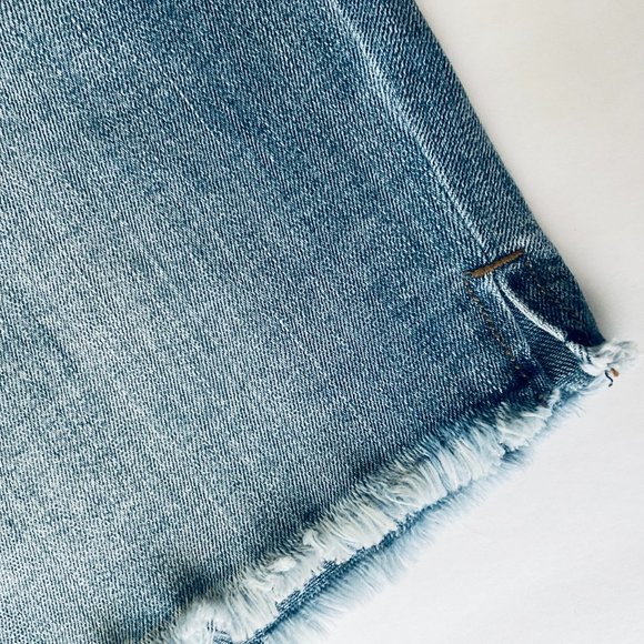 SEVEN 7 Women's Weekend Shorts NWT Size 6 - Picture 5 of 7